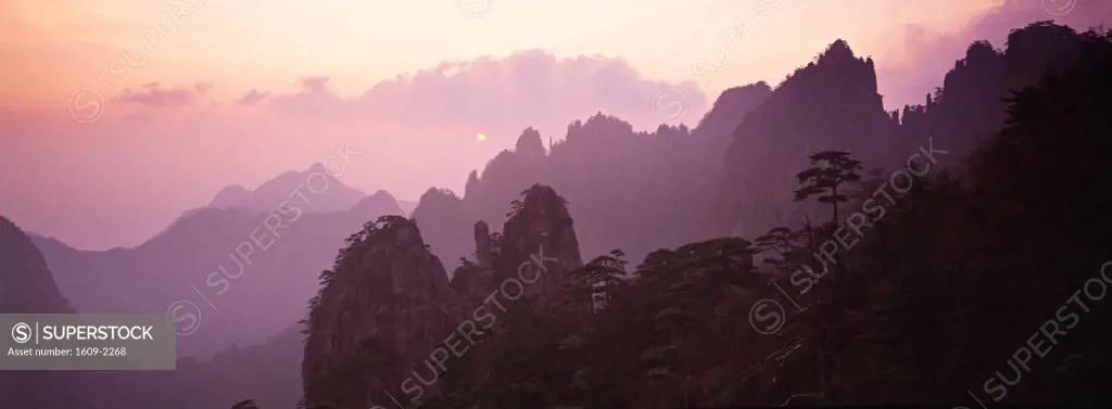 Huang Shan Mountains, Anhui Province, China