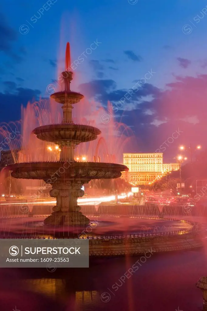 Romania, Bucharest, Piata Unirii, Piata Unirii Fountain & Palace of Parliament