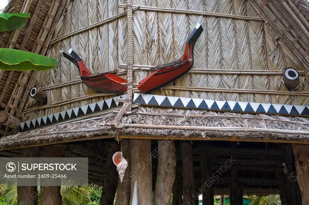 Traditional men´s meeting house Faluw, Wanyan Village, Yap, Federated States of Micronesia
