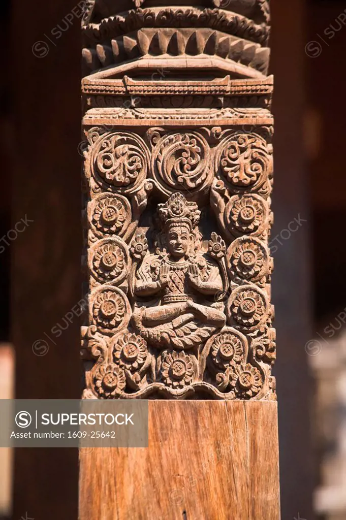 Nepal, Bhaktapur, Temple wood carving