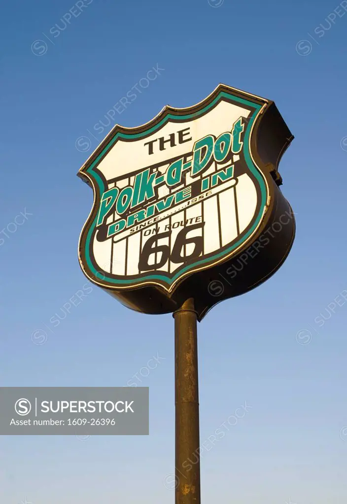 USA, Illinois, Route 66, Braidwood Polk_a_Dot Drive_In sign