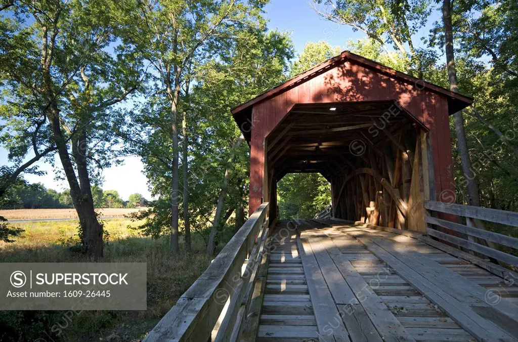 USA, Illinois, Sugar Creek, Covered Bridge west of Old Route 66