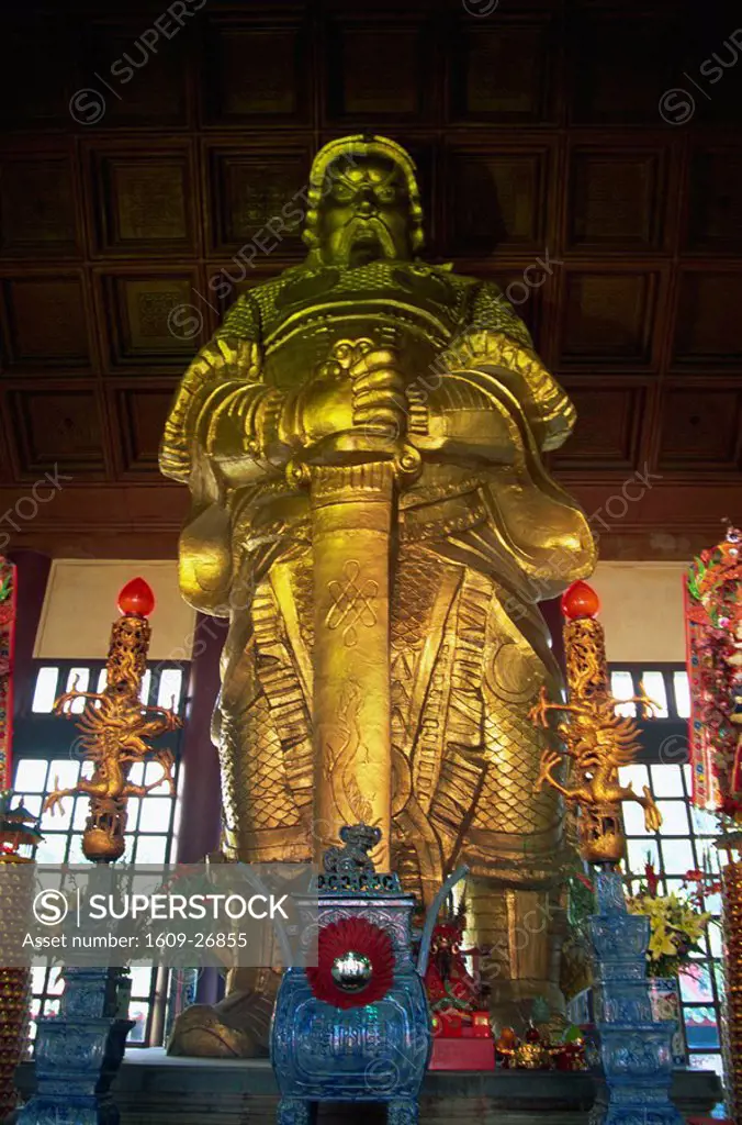 China, Hong Kong, Kowloon, Sha Tin, Che Kung Temple, Statue of Che Kung