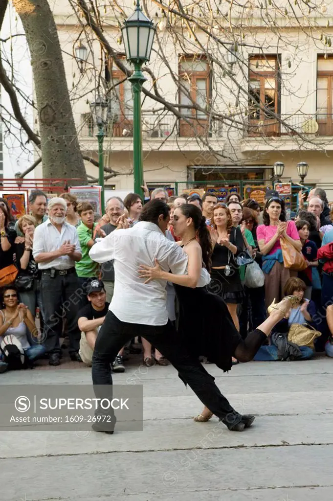 Tango dancers, San Telmo, Buenos Aires, Argentina