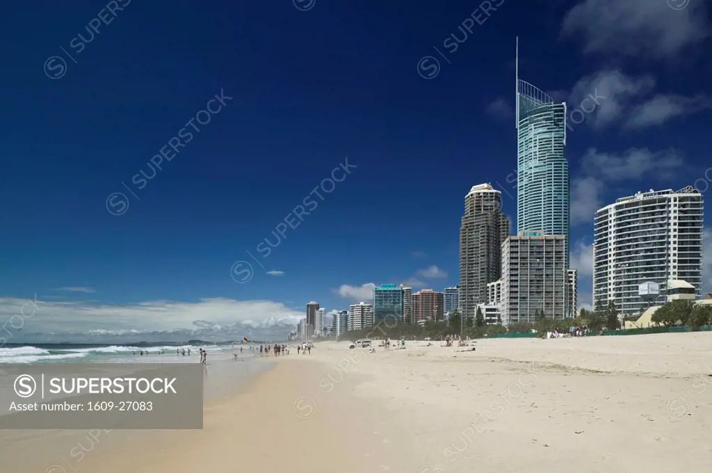 Australia, Queensland, Gold Coast, Surfer´s Paradise, Highrise buildings along Surfer´s Paradise Beach