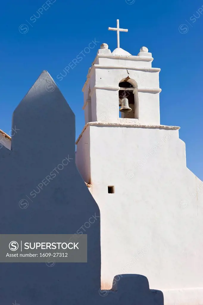 Chile, Norte Grande, Atacama desert, San Pedro de Atacama, Iglesia San Pedro, Colonial adobe walled church