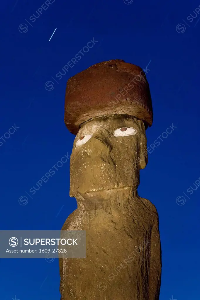 Chile, Rapa Nui, Easter Island, Moai statue Ahu Ko Te riku, the only topknotted & eyeballed Moai