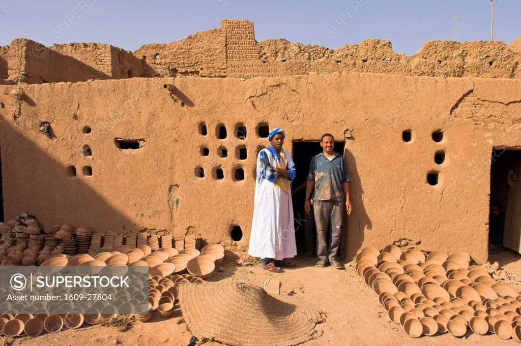 Morocco, Draa Valley, Tamegroute, Pottery workshops