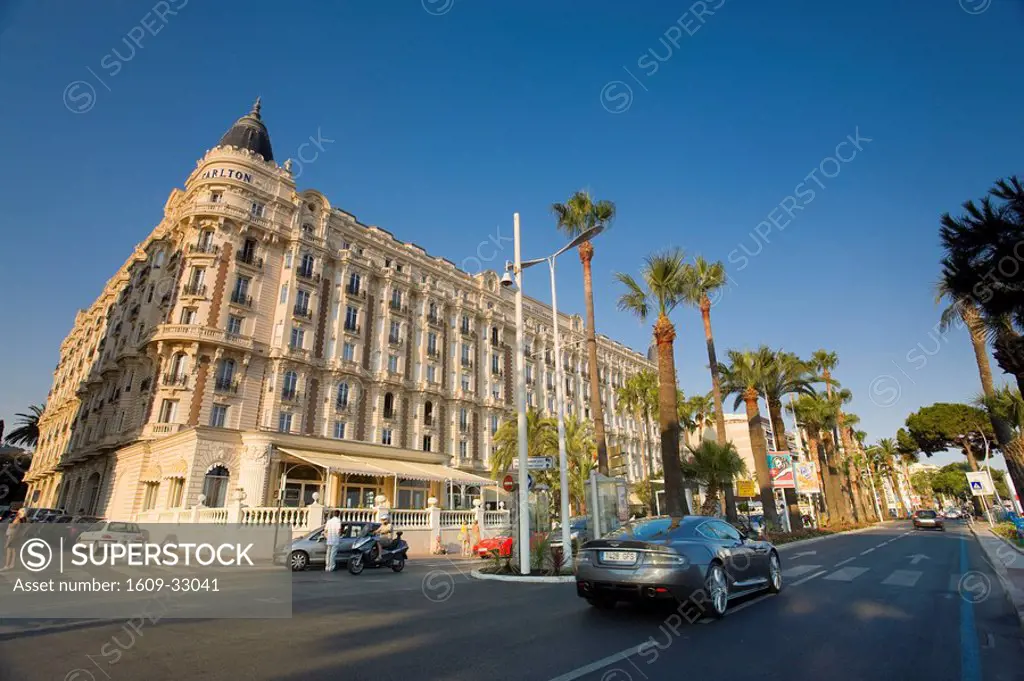 Boulevard de la Croisette and Carlton Hotel, Cannes, Cote D´Azur, France