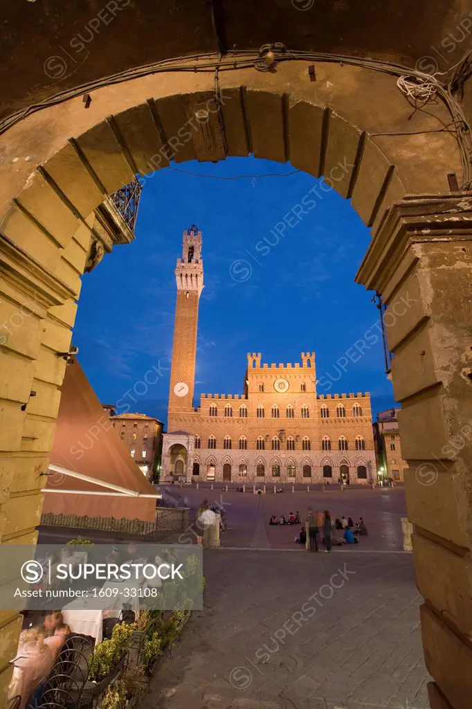 Palazzo Publico & Piazza del Campo, Sienna, Tuscany, Italy