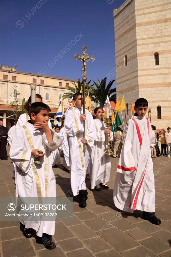 Israel, Lower Galilee, Palm Sunday ceremony at the Church of the Annunciation in Nazareth