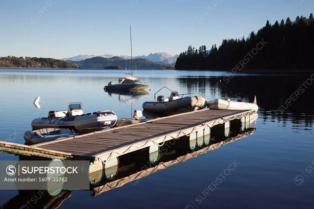 Argentina, Neuquen Province, Lake District, Road of the Seven Lakes, Villa La Angostura, Puerto Manzano, Lake Nahuel Huapi at Manzano Bay