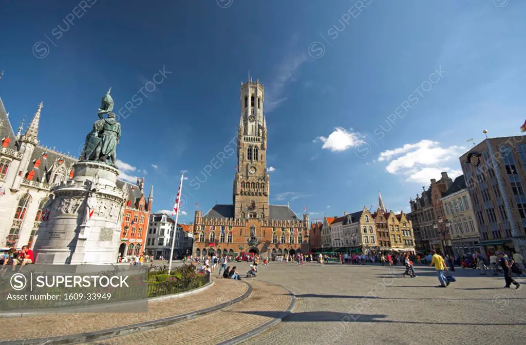 Belfort (Belfry) & Statue of Pieter de Coninck & Jan Breidel, The Markt, Bruges, Belgium