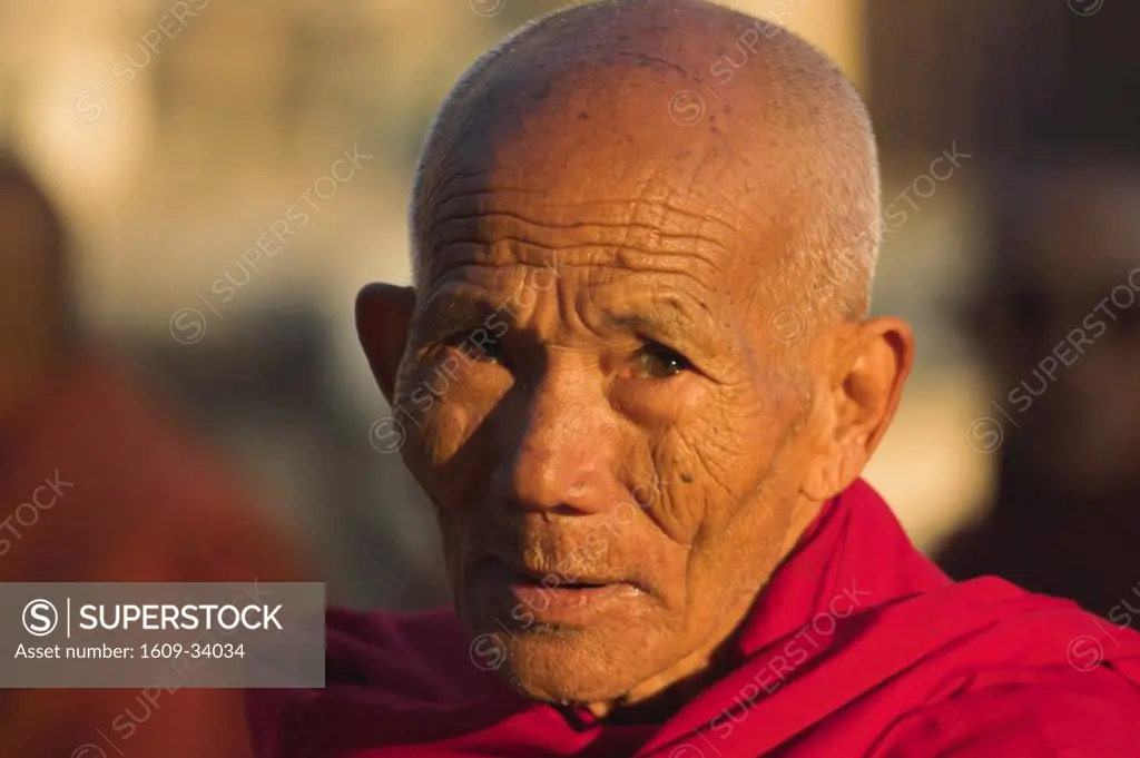 Myanmar, Bagan, Old Bagan, Ananda Pahto Temple Ananda festival, Monk