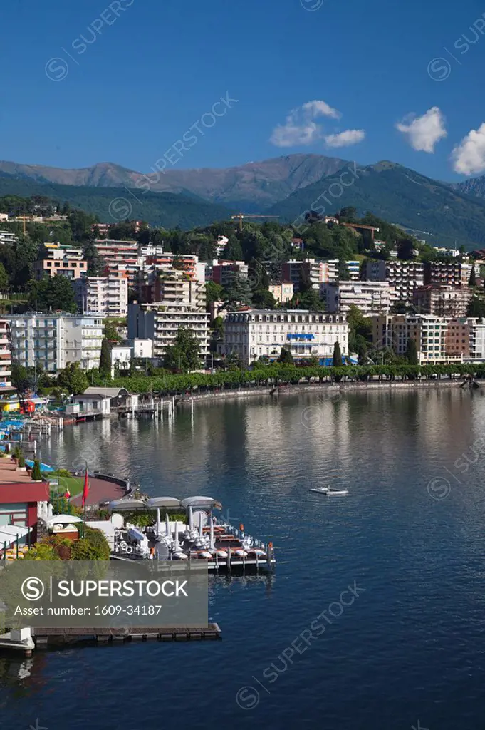 Switzerland, Ticino, Lake Lugano, Lugano, lakefront by Riva Caccia, morning