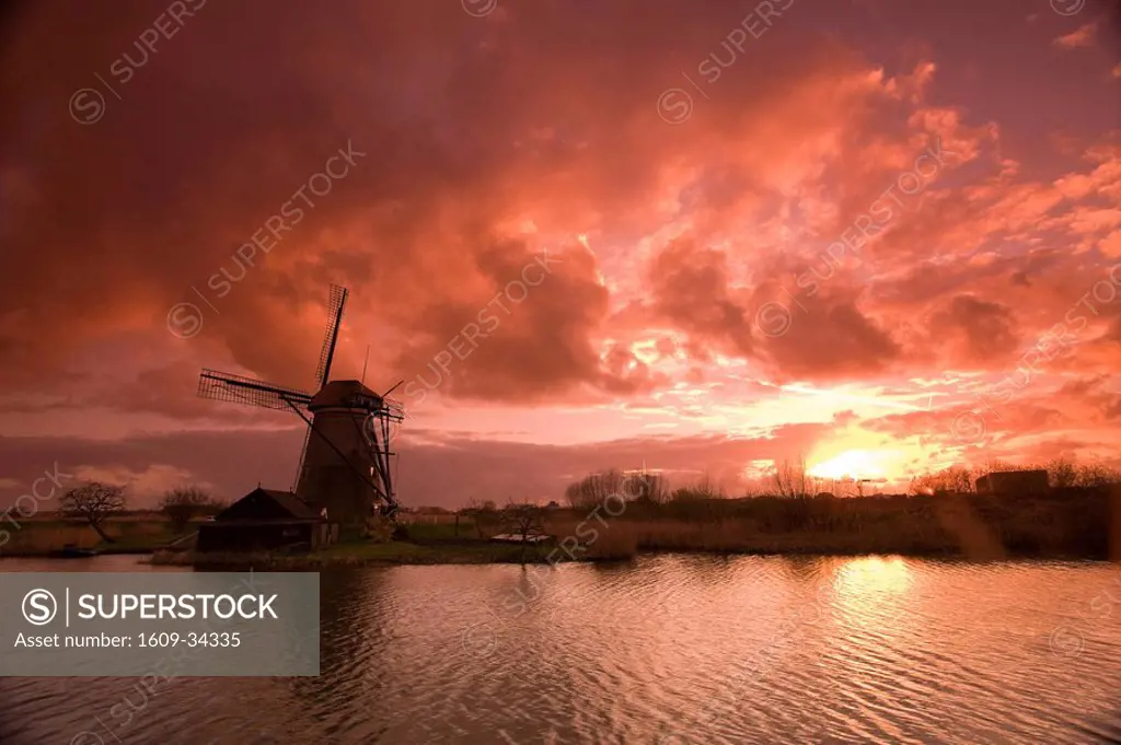 Kinderdijk windmills UNESCO world heritage site, Zuid, Holland