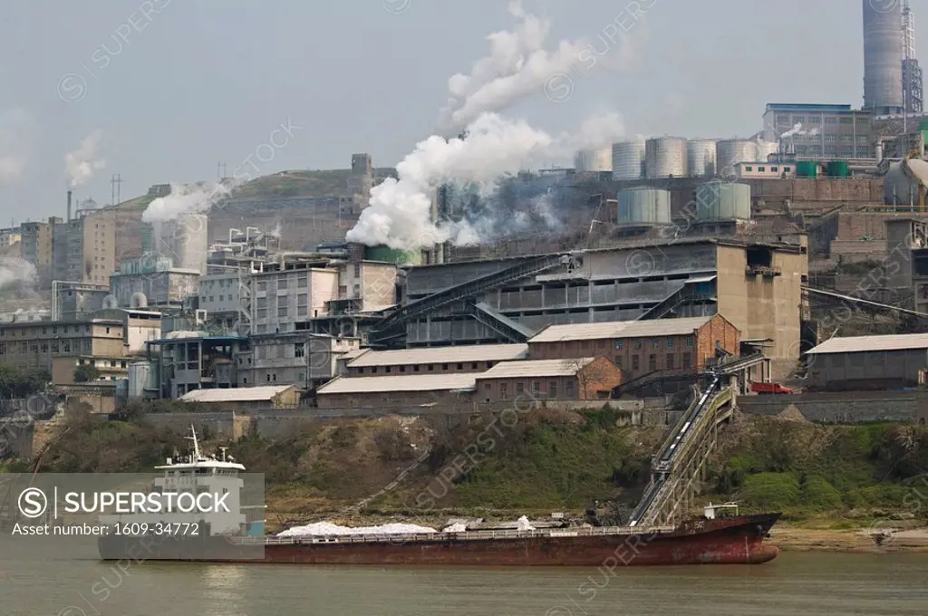 China, Chongqing Province, Yangtze River, Fuling, Yangtze River Port/ Steel Mill