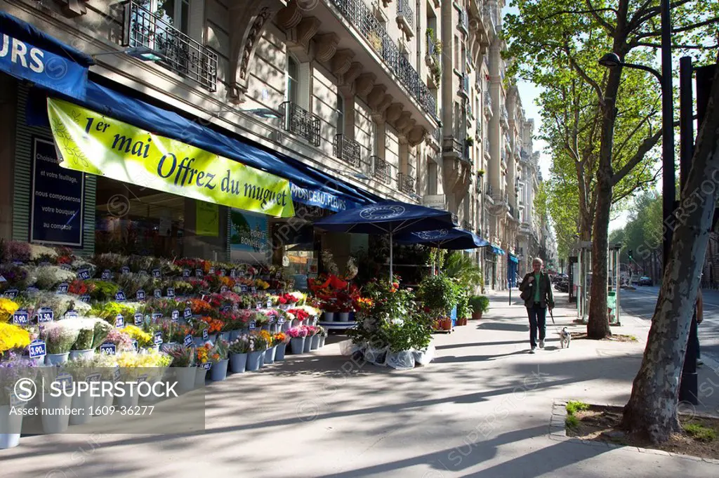 Flower shop on Boulevard Henri IV, Paris, France