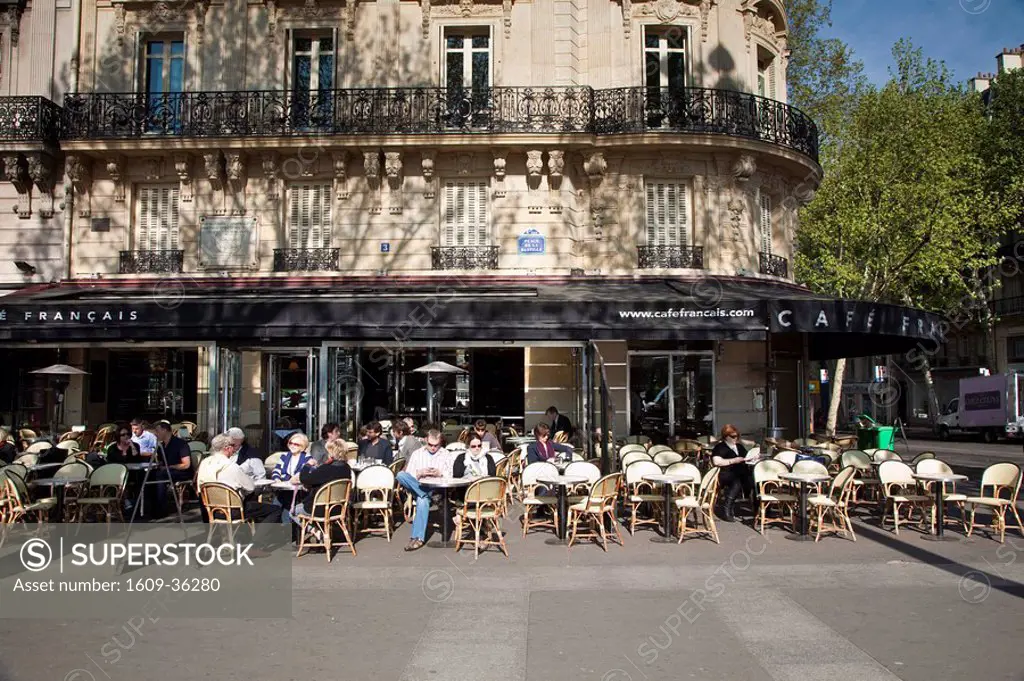 Cafe on Place de la Bastille, Paris, France