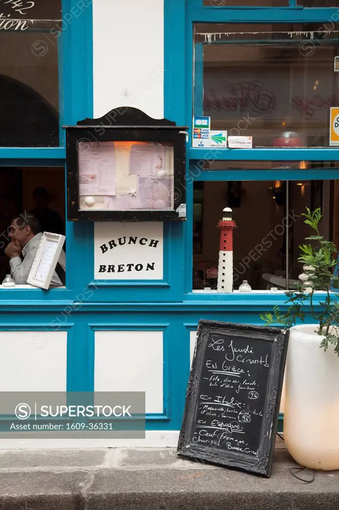 Restaurant in the St. Germain des Pres district, Rive Gauche, Paris, France