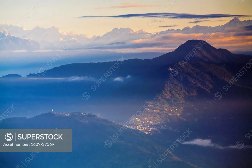 India, West Bengal, Darjeeling, Observation Hill, View from Bhanu Bhakta Sarini towards Namchi, Sikkim