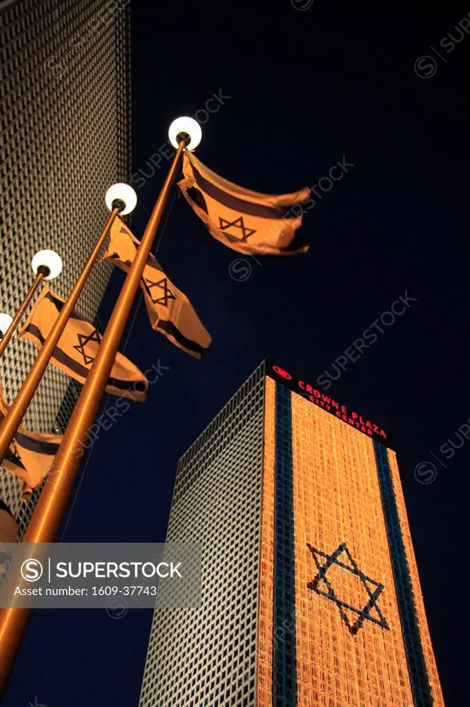 Israel, Tel Aviv, an illuminated Israeli flag at Azrieli Center on Independence day