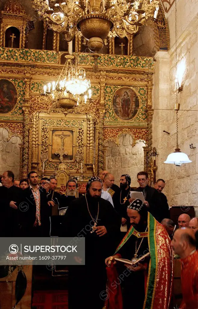 Israel, Jerusalem Old City, Easter, Syrian Orthodox Maundy Thursday at St. Mark´s Church