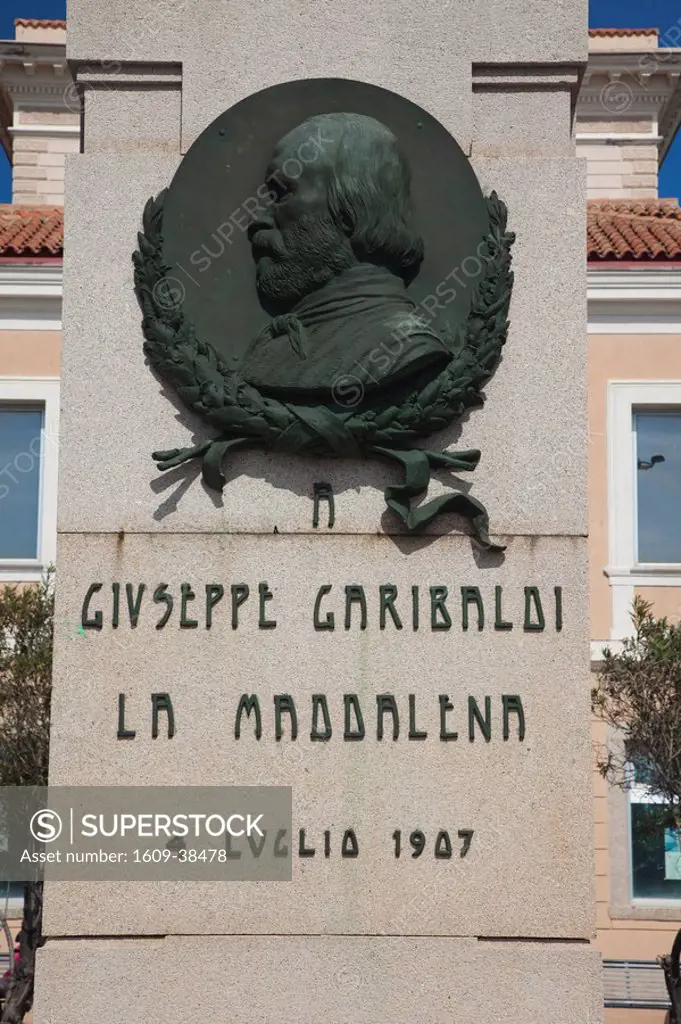 Italy, Sardinia, Northern Sardinia, Isola Maddalena, La Maddalena, monument to Giuseppe Garibaldi, Italian patriot