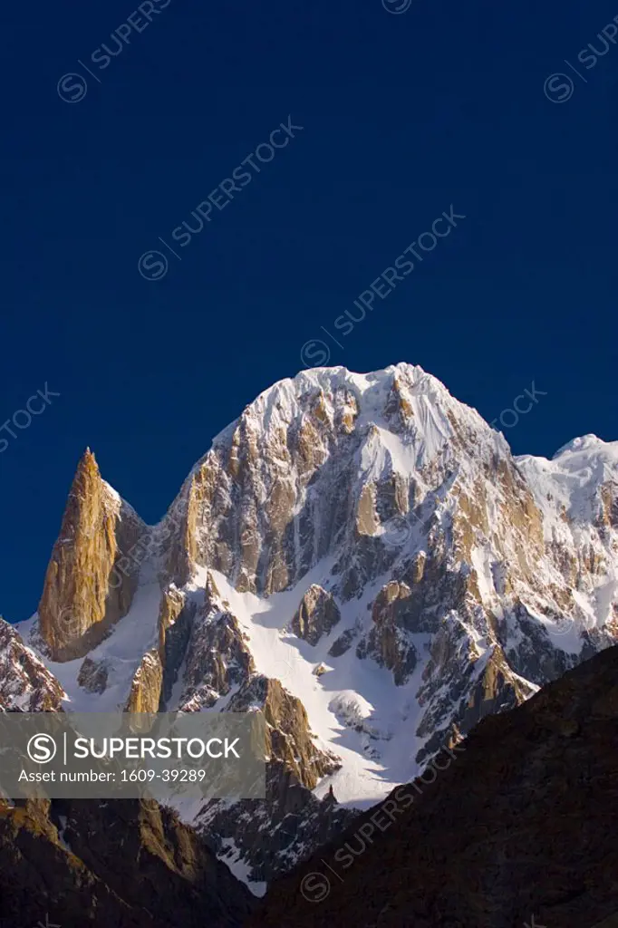 Ultar and Lady´s Finger peaks, Karimabad, Hunza Valley, Karakoram, Pakistan