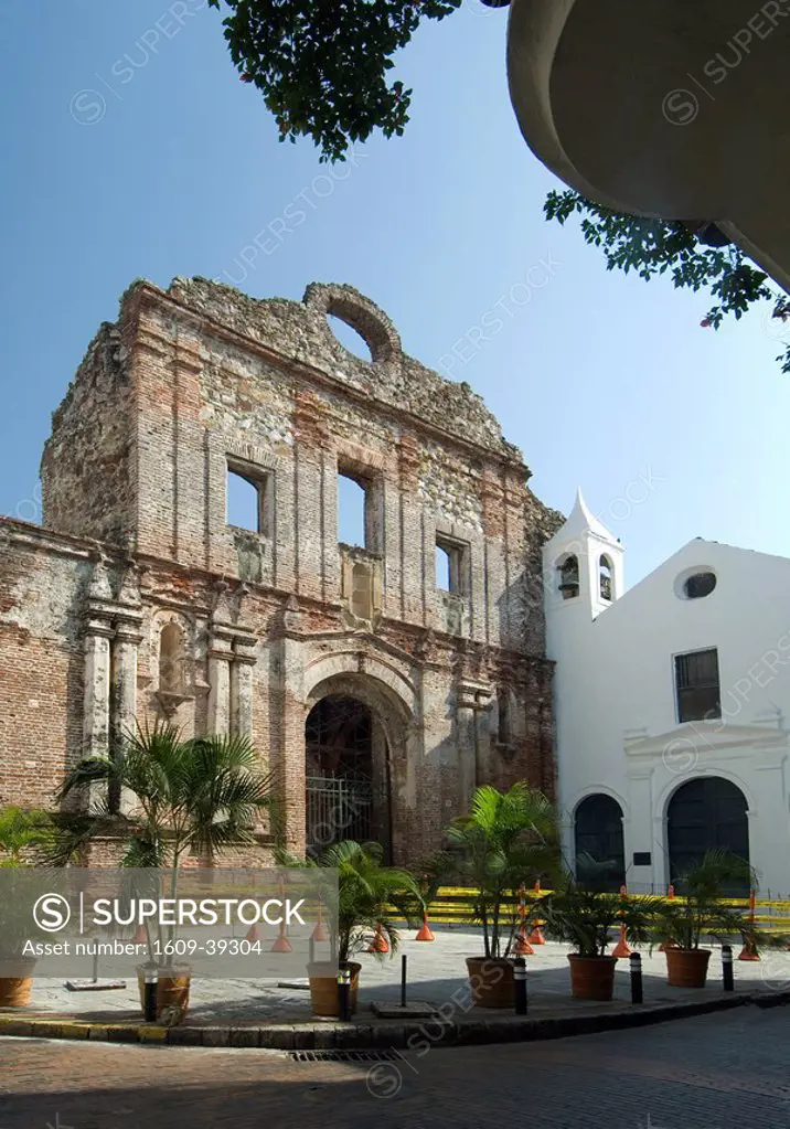 Panama, Panama City, Casco Viejo, The Old Quarter, Iglesia de Santo Domingo, Church of Santo Domingo, The Flat Arch, UNESCO World Heritage Site, Spani...