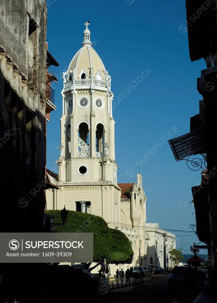 Panama, Panama City, Casco Viejo, Old Quarter, San Francisco de Assisi Iglesia, Simon Bolivar Plaza