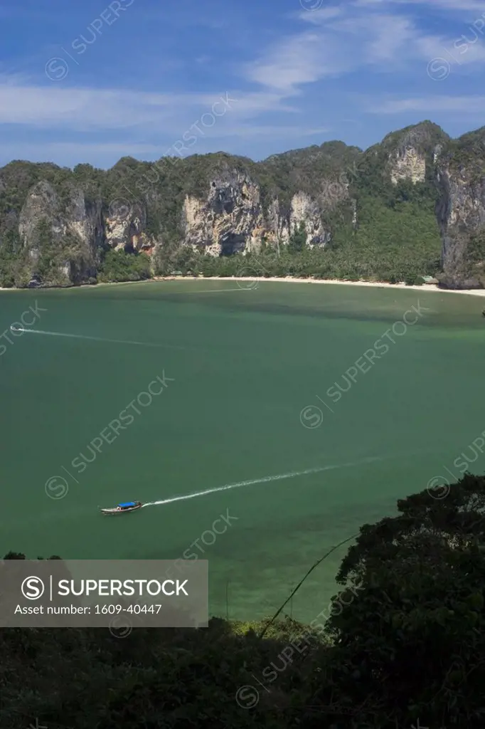 Limestone cliffs and West Rai Leh Beach, Laem Phra Nang Peninsula, Krabi Province, Thailand