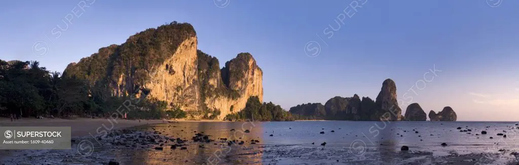Limestone cliffs, Hat Ton Sai Beach, Laem Phra Nang Peninsula, Krabi Province, Thailand