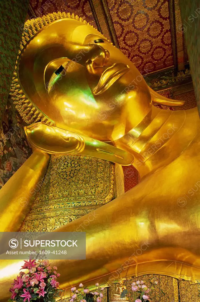 Thailand, Bangkok, Wat Pho, Reclining Buddha