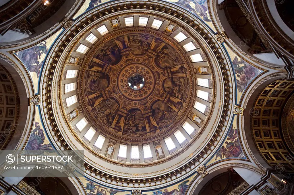 England, London, St Paul´s Cathedral, The Dome and Transepts
