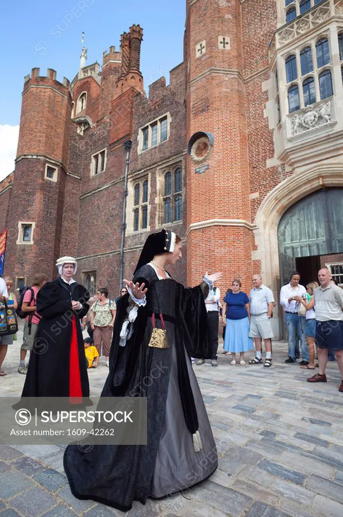 England, London, Hampton Court Palace, Women in Period Costume