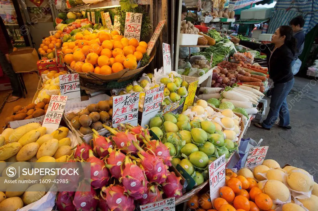 China, Hong Kong, Wan Chai, Fruit Stall in Street Market