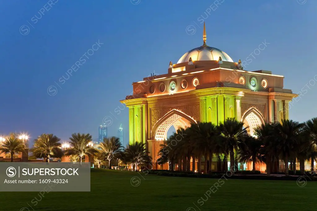 United Arab Emirates UAE, Abu Dhabi, Emirates Palace Hotel, VIP entrance