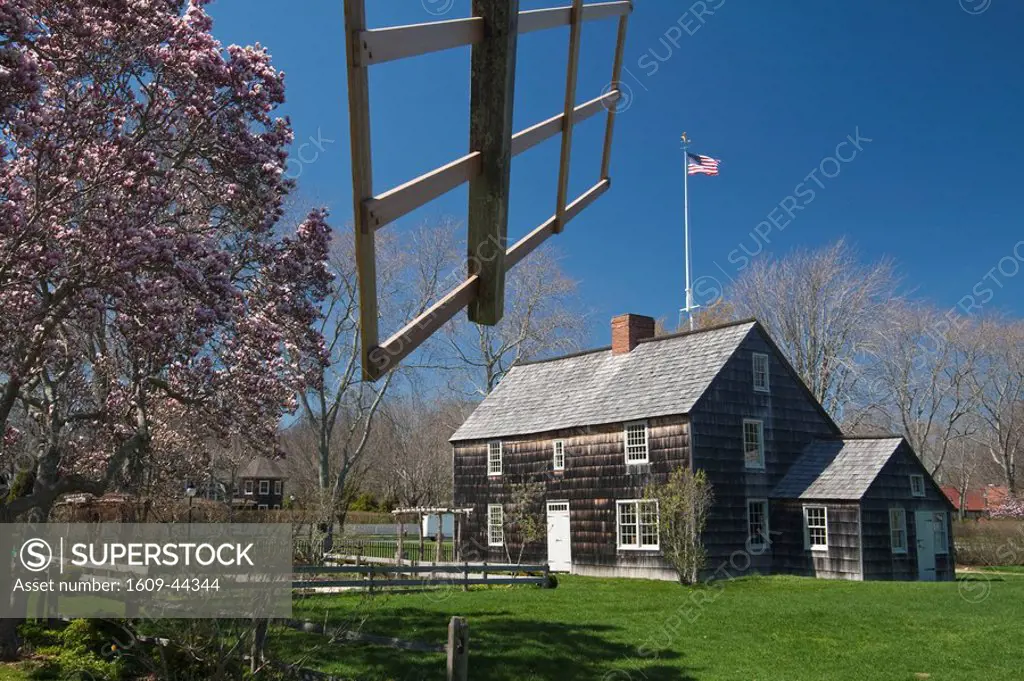 USA, New York, Long Island, The Hamptons, East Hampton, Mulford Farmstead, historic site, b.1680