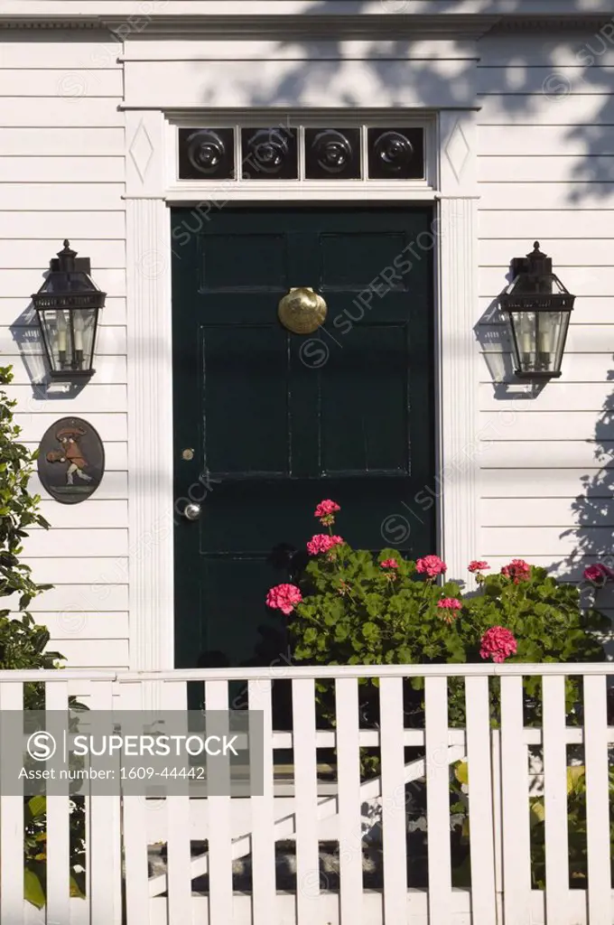 Door of house, Edgar Town, Martha´s Vineyard, Massachusetts, USA