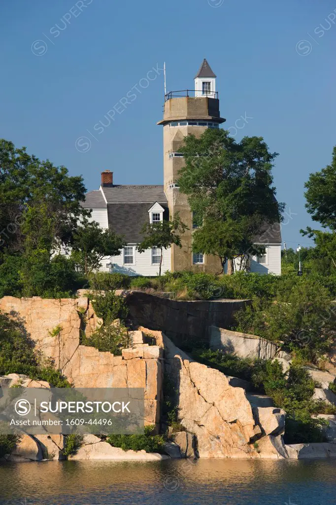 USA, Massachusetts, Cape Ann, Rockport, Halibut Point State Park, WW2 submarine lookout tower