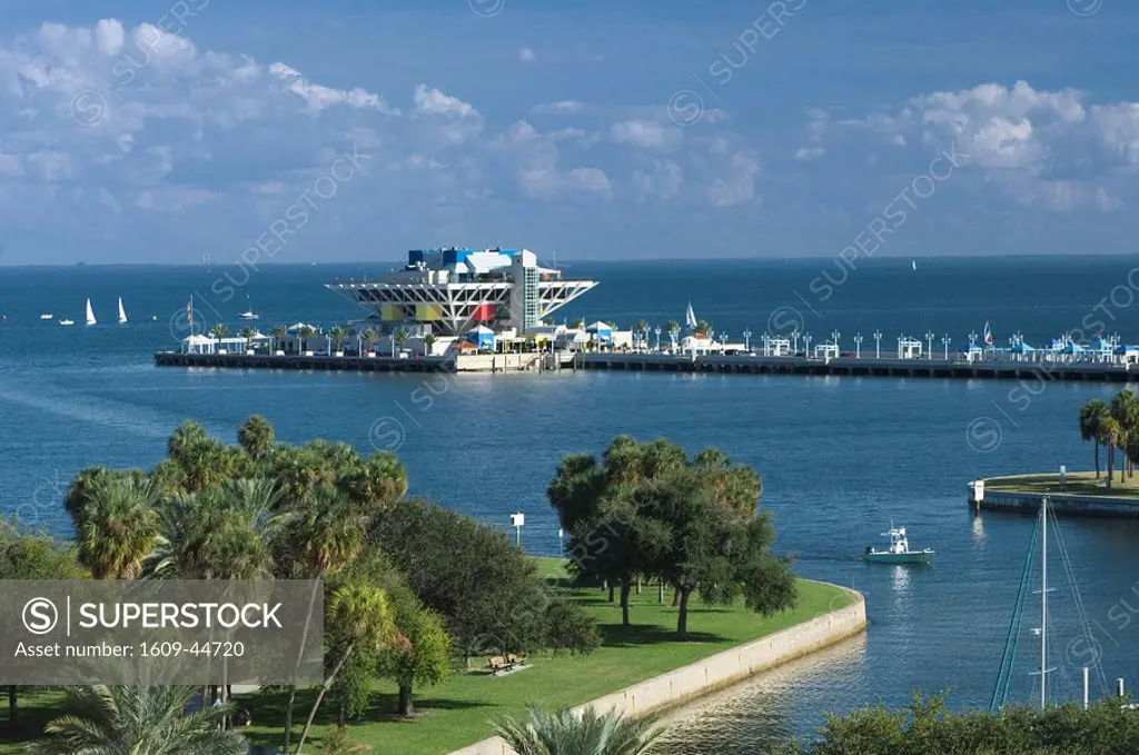 USA, Florida, Saint Petersburg, The Pier, Restaurants and Shops, Tampa Bay, Tourist Attraction
