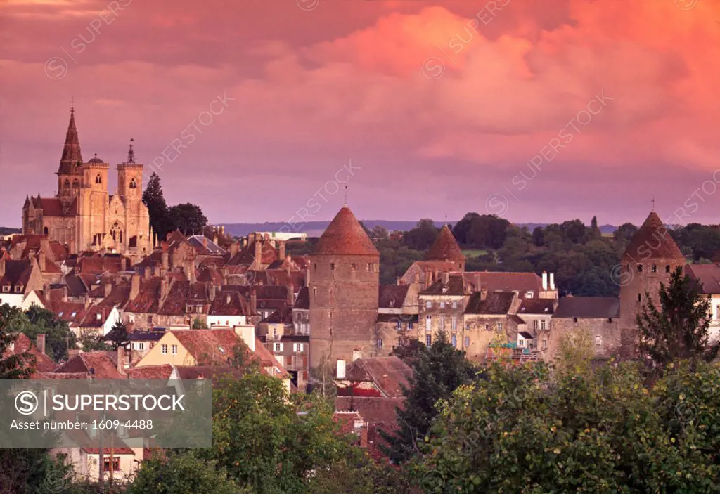 Semur-en-Auxois, Chablis, Burgundy, France