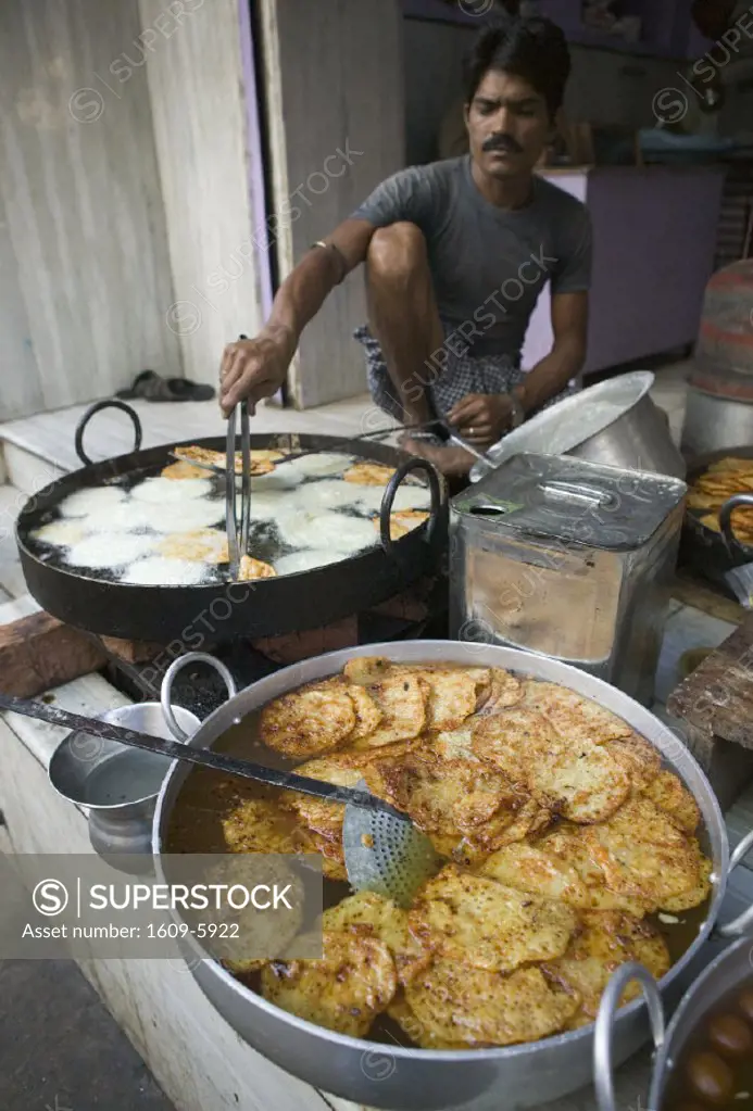 Street food vendor, Pushkar, Rajasthan, India