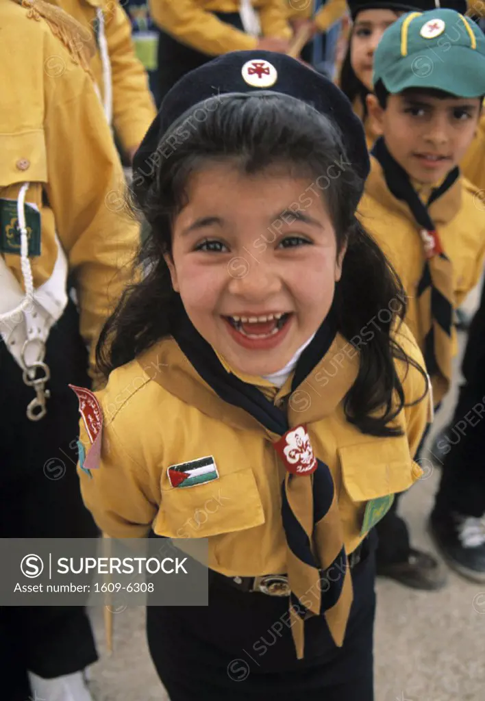 Palastinian girl scout, Bethlehem, Israel