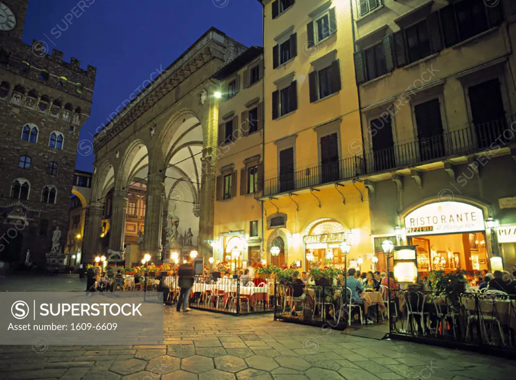 Outdoor cafes nr. Ufizi, Florence, Italy