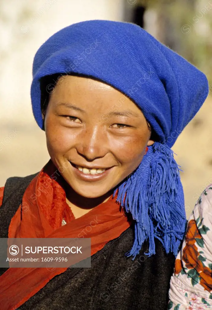 Tibetan girl, Shigatse, Tibet
