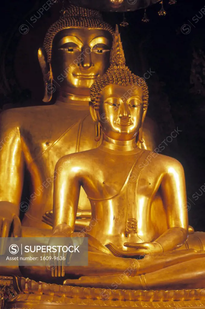 Seated Buddhas, Wat Bovornives, Bangkok, Thailand