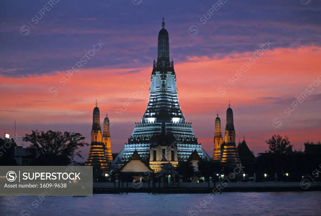 Wat Arun (Temple of Dawn), Bangkok, Thailand