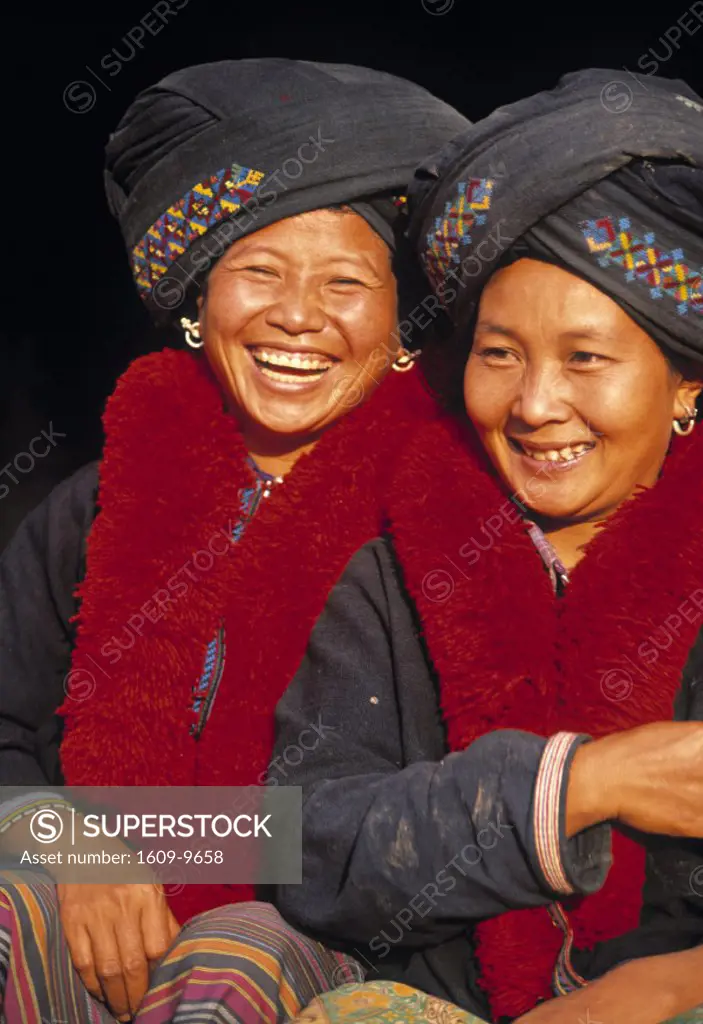 Women of the Yao Tribe, Northern Thailand